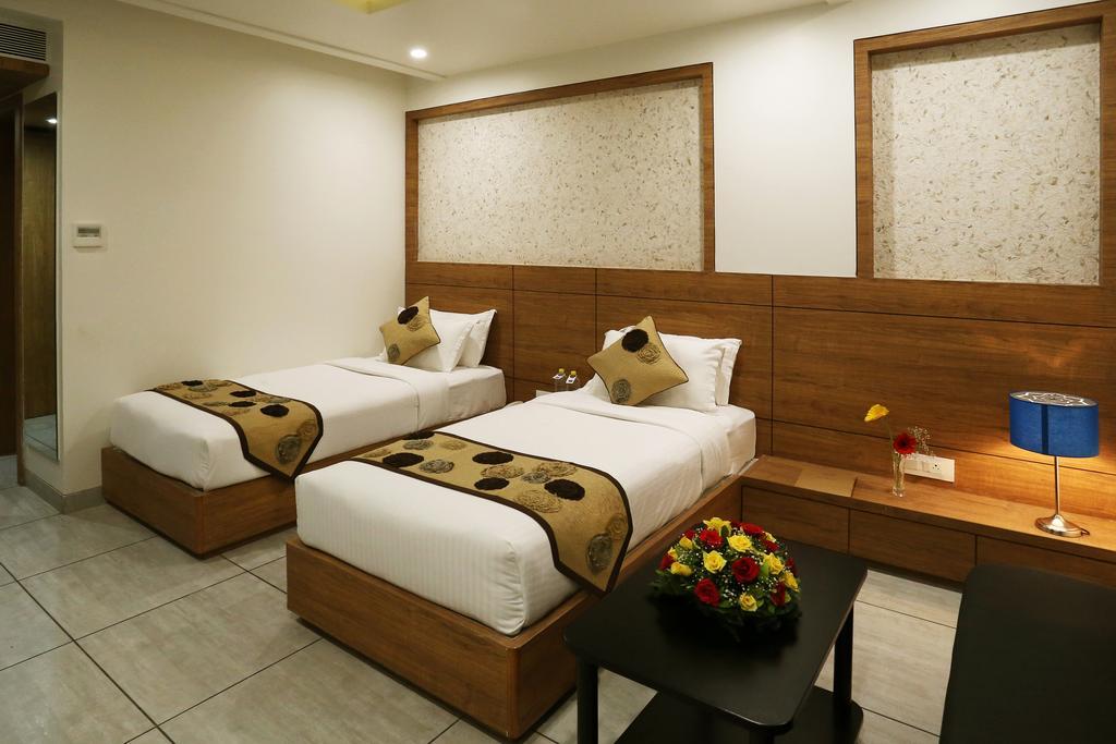 Grand Kailash Hotel Аурангабад Номер фото
